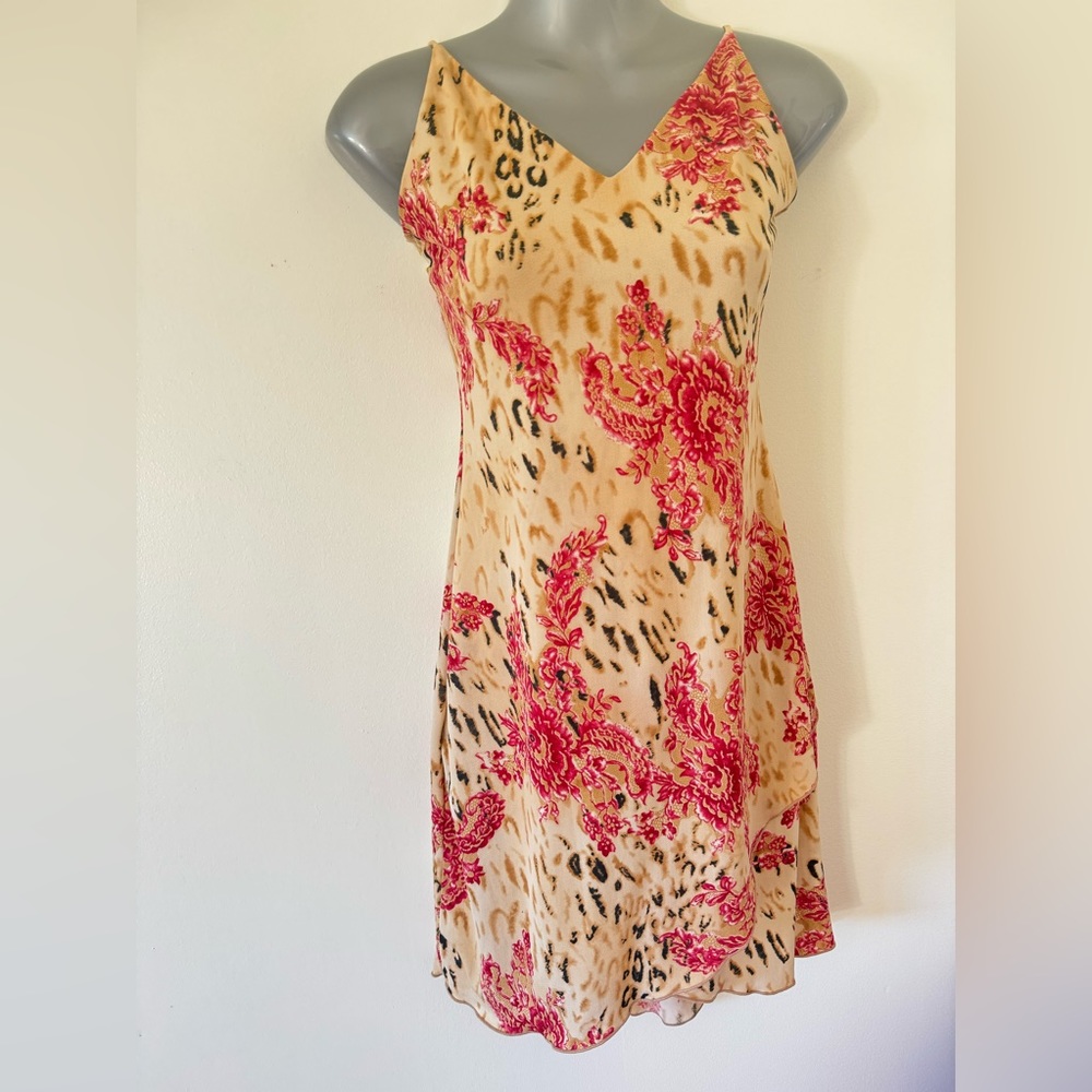 ❤️ FREE SHIPPING Chesley medium dress